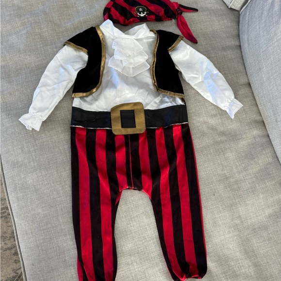 Pirate costume 12-18 months - Picture 3 of 13